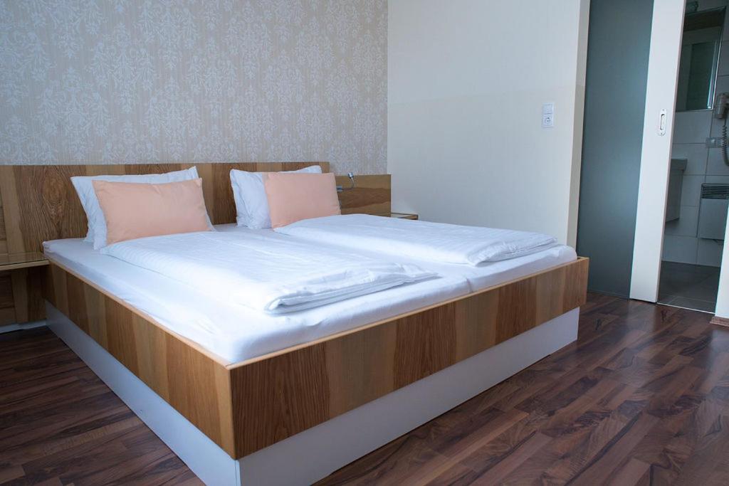 Gaestehaus Zur Langen Lacke Apetlon Ngoại thất bức ảnh